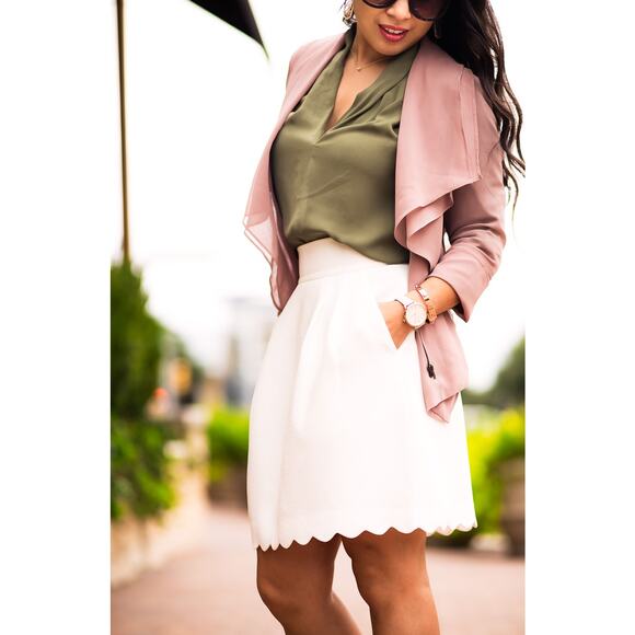 CLUB MONACO Hanne Scallop Hem Mini Skirt Sz 6 - Picture 2 of 8